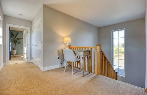 Stunning 4 Bedroom Farmhouse - Foto 32