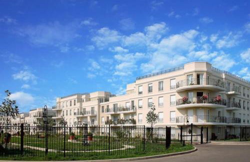 Appartement Wakandais-proche Disney, parking & wifi - Foto 14