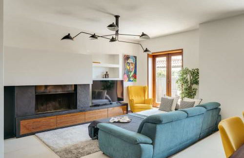 Beach Villa with Jacuzzi & Garage by HostWise - Foto 28