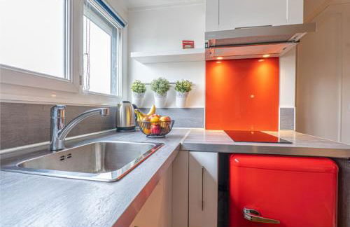 Le Cocon de la Cathédrale - Hypercentre Evreux - Jungle Chic - Vue sur l'Iton et Cathédrale - Foto 10