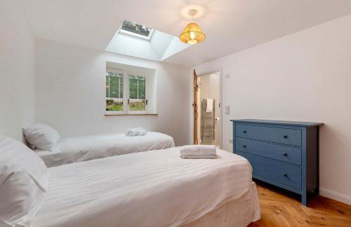 Mill Lodge, Middle Mill, Solva, Pembrokeshire - Photo 14