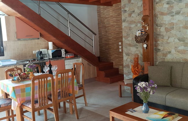 Stergios Villa - Foto 2