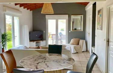 Jolie petite maison rénovée piscine - Foto 7