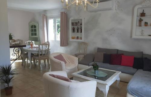 Eclats du Sud, villa les Cigales avec piscine, proche Cassis, meublé de tourisme 3 étoiles - Foto 26