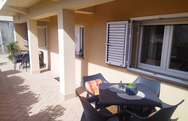 Charming One Bedroom Apartment Povljana - Foto 13