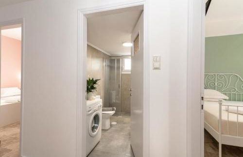 Casa EleMar Villa with Private Yard - Photo 12