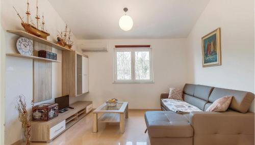 Amazing Apartment In Porozina With Wifi - Foto 2