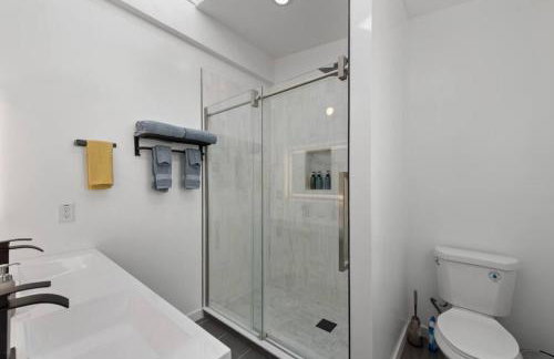 Stylish & Spacious Retreat in Downtown Bellevue - Foto 45