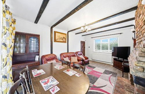 Sally's 4 Bed Home in St Albans - Foto 24