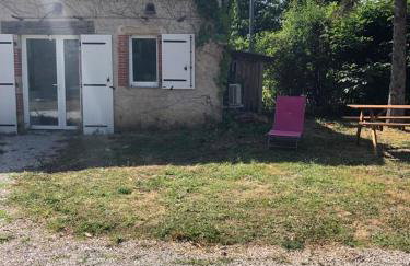 Castres maisonnette proche du centre ville, parking et jardin - Foto 6