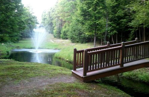 Spectacular Gothic-Style Castle with Private Pool and Hot Tub near Rindge, New Hampshire - Foto 15