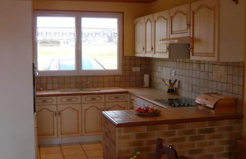 Gîte idéal pour cure thermale, proche port de plaisance, terrasse et grand terrain. - FR-1-589-69 - Foto 14