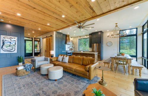 Modern Turnerville Cabin with Hot Tub and Scenic Views - Foto 5