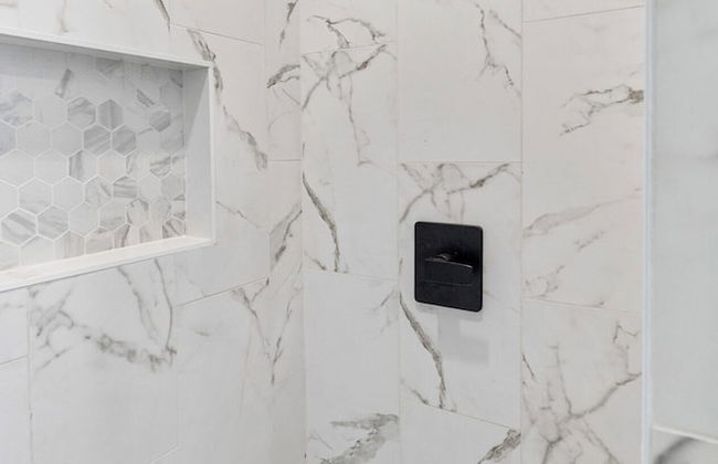 Inviting 4br/2.5ba Downtown Home With Ample Space! - Photo 18