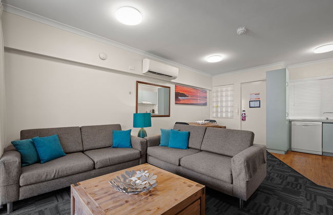 Broadwater Resort Como - Photo 14