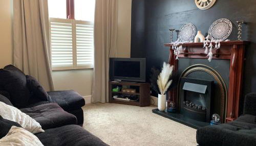 Beautifully Styled 2BR Home with Garden - Foto 2