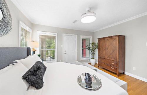 The Queen’s Gambit II - Photo 26