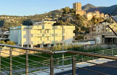 Gio's House - Photo 3