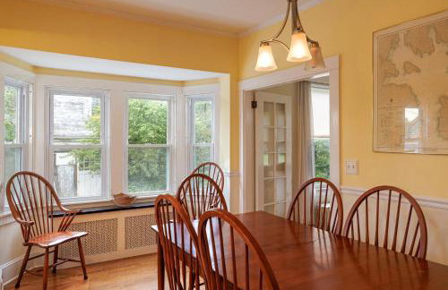 Family & Dog Friendly 4BR in Downtown NE Harbor - Millbrook - Foto 16