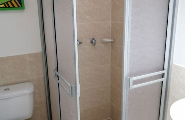 Café de Colores con balcon - Photo 19