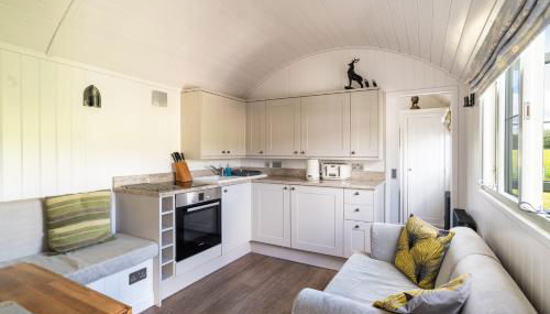 Shepherds View at Oaks Barn Farm Alcester with optional paid for Hot tub - Foto 3