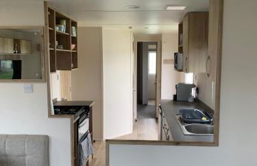 Whitstable, DP42, 2 bed park home, Alberta Holiday Park - Foto 17