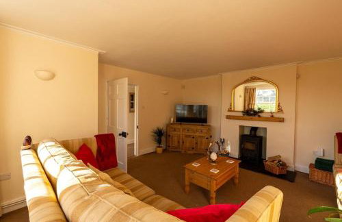 Hawthorn Farmhouse - Photo 13