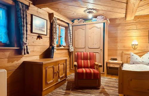 Almbrünnerl die Almhütte auf der Raffner Alm - Foto 11