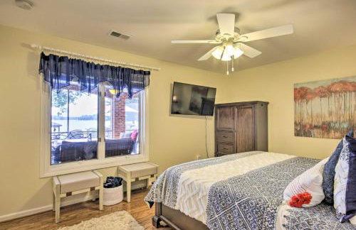 Luxe Lakefront Apartment w/ Shared Pool & Dock! - Foto 11