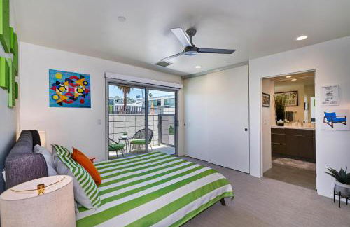 Sophia Oasis Luxe 2BR Condo with Mountain Views - Photo 54