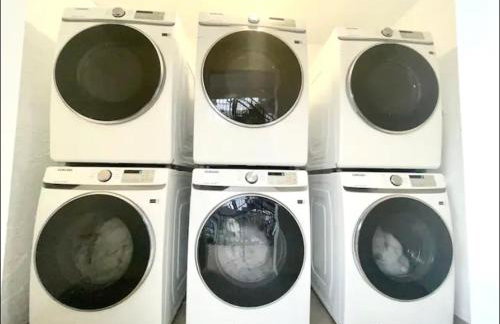 Miami International Airport 2 - Photo 31