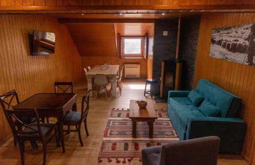 Casal dos Netos - Foto 7