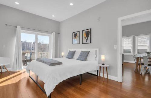 Jennifer's Penthouse Panoramic City Views w Deck - Foto 14