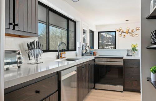 Secluded Mountain View Getaway - Near Jackson Hole - BBQ, Patio Wildlife! - Foto 12