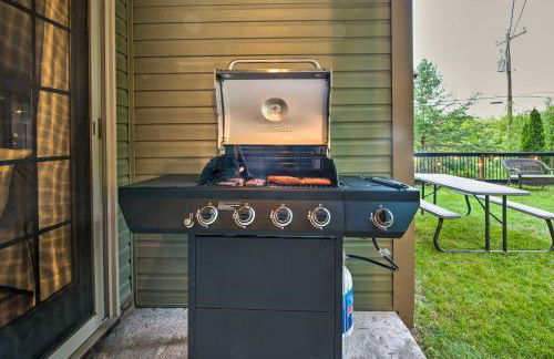 Large Yard and Games Edgewater Escape in Paupack! - Foto 35