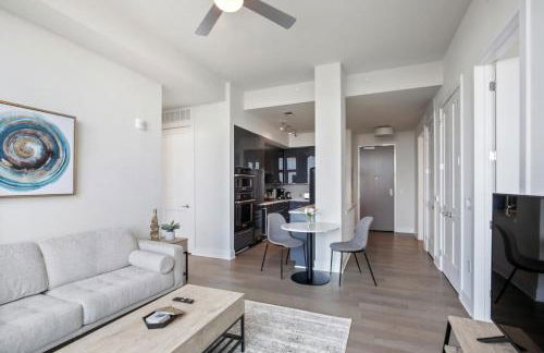 Midtown Penthouse 2 bdrm - Foto 11