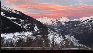 NEW Luxury Chalet Sapins - PRIVATE POOL- Mountains VIEW - Family & Comfort - SPECIAL LAUNCH OFFER - Foto 5