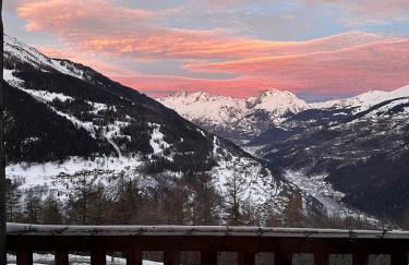 NEW Luxury Chalet Sapins - PRIVATE POOL- Mountains VIEW - Family & Comfort - SPECIAL LAUNCH OFFER - Foto 5