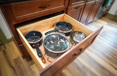 Historic Sears River Home (Main Level) on 10 Acres - Foto 65