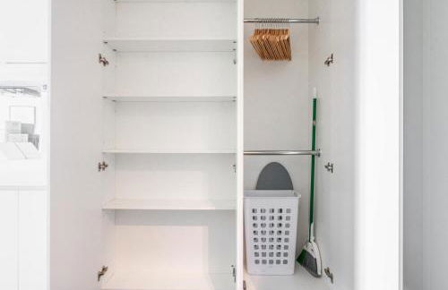 Financial District 1br w WD gym elevator NYC-1360 - Foto 14