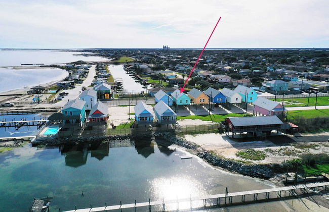 Balcony w/ Bay View Shared Pool + Boat Dock Fat Flounder by Avantstay - Foto 43