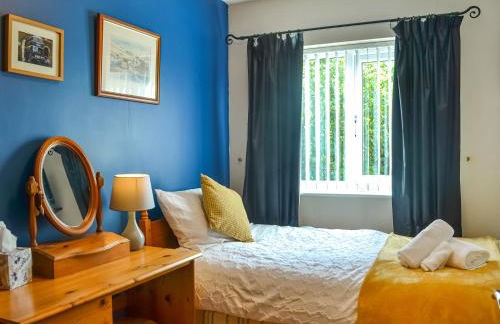 Rowan House - Photo 18