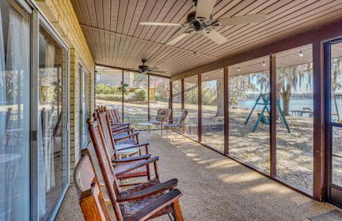 Lake Winnott Home with Boat Ramp and Dock - Foto 33