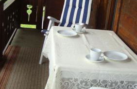 Dachgeschosswohnung mit toller Aussicht vom Balkon auf den wenige Meter entfernten See - Foto 6