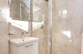 Mediterranean terrace apartment with Bikes & SUP - Photo 36