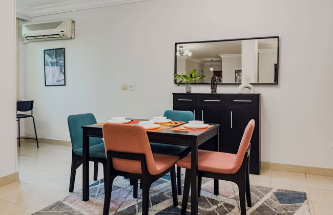 Distinct & Decent 2 BDR Apt. Steps From Nightlife and Airport - Foto 25