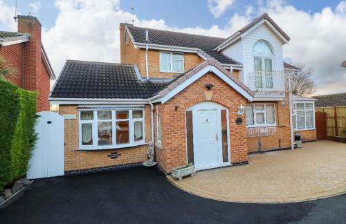 Ivys End Boutique Chic Manor Cottage Elegant & Sophisticated Retreat in Loughborough offering 3bedrooms - Foto 1