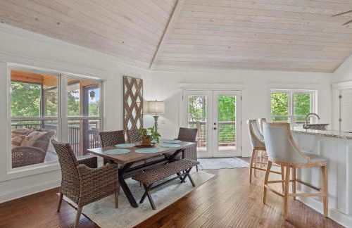 L & L Lodge - Six Bedrooms! Pet-Friendly! - Foto 12