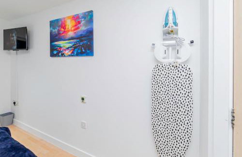 Contractors 4 Beds 2 BathroomsTown Centre Parking - Foto 18