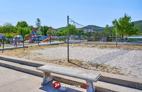 Apartment Roko (10m from the beach) - Foto 32